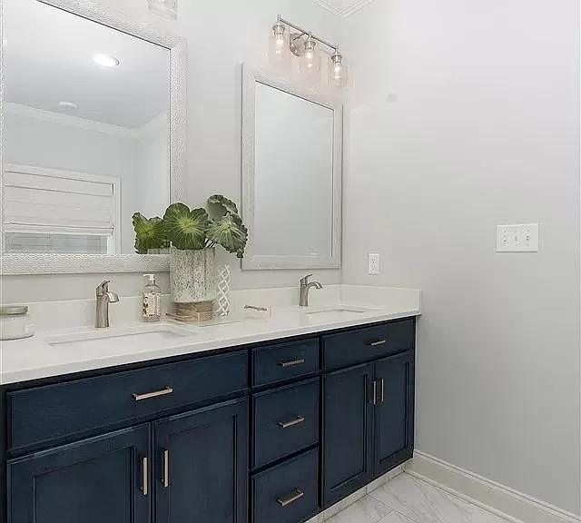 661 Boston Park Dr — Photo 8