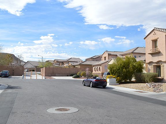 2nd image of 5713 Almocita Ct