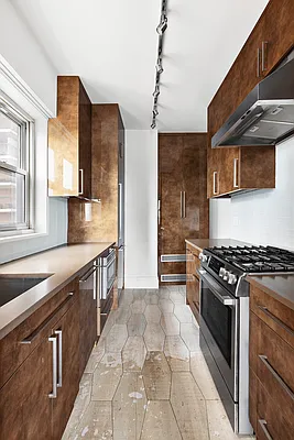 Rented by Compass | media 11