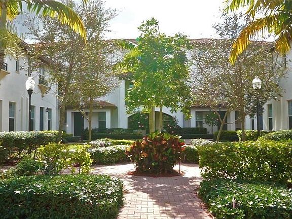 2nd image of 2667 SW 118th Road #0