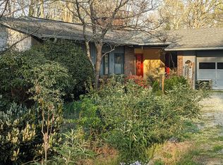 51 Sly Fox Ln, Tryon, NC 28782