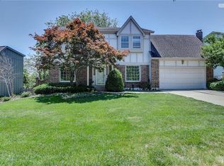 10809 W 105th St, Overland Park, KS 66214