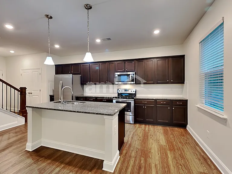 3348 Okelly Dr — Photo 5