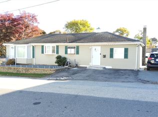 24 Court St, Methuen, MA 01844