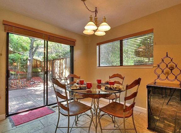 5th image of 20723 Saint Charles St