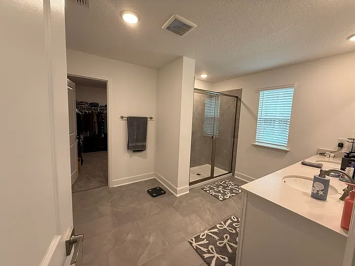 95937 College Pkwy — Photo 14
