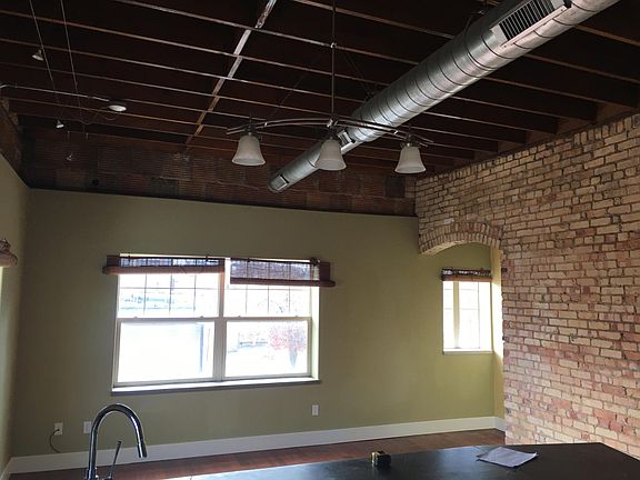 3rd image of 106 Island Ave Suite B