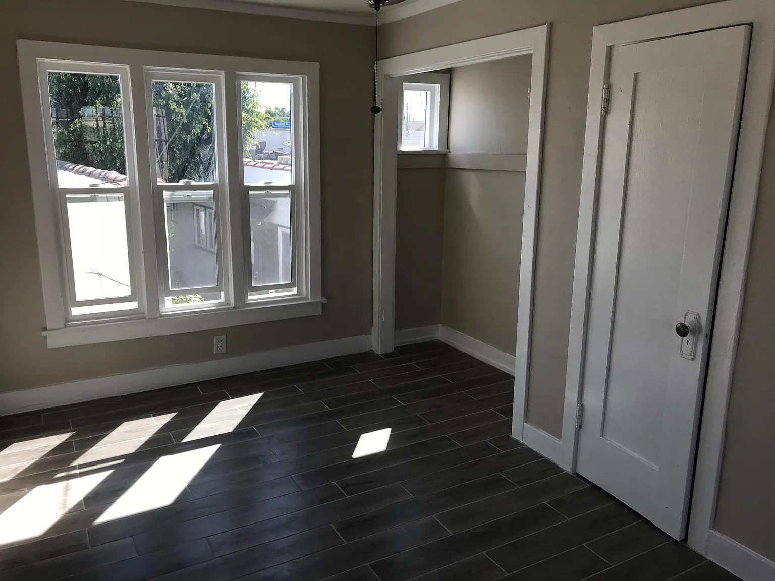 Studio, 450 sqft, $1,700 — Photo 3
