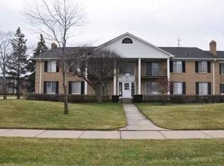 11750 Fifteen Mile Rd #C5, Sterling Heights, MI