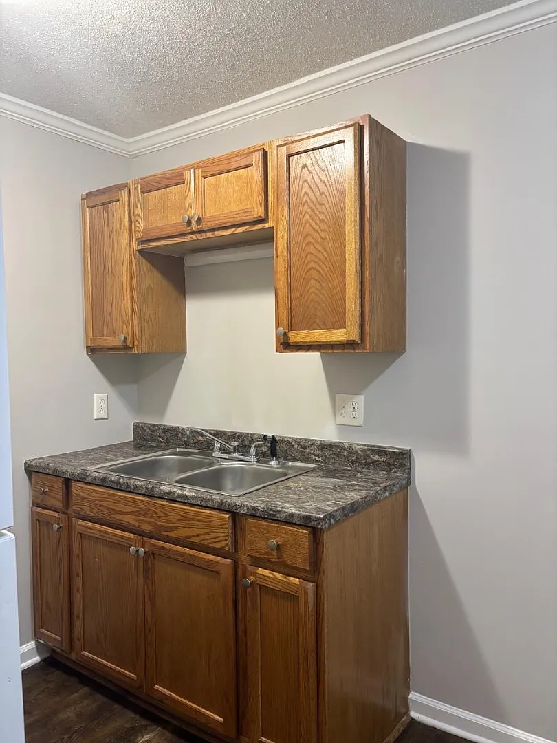 3951 Bradford Court - 3951-A — Photo 2