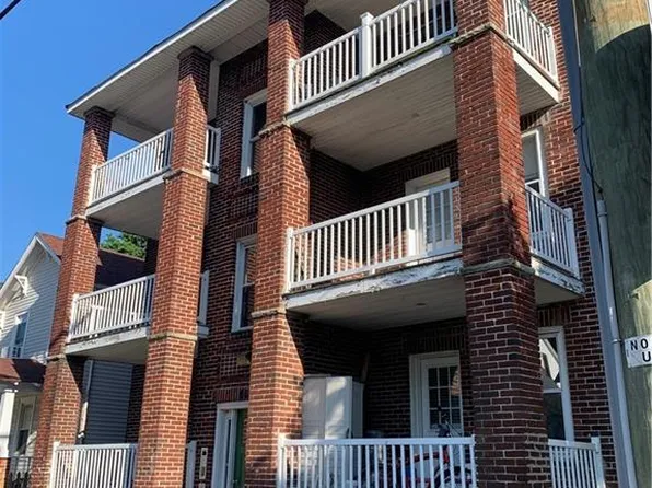 869 W 35th St APT 4, Norfolk, VA 23508