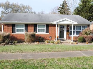 2008 Balfour Dr, Lyndon, KY 40242