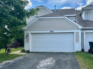 1484 Exeter Ln, South Elgin, IL 60177