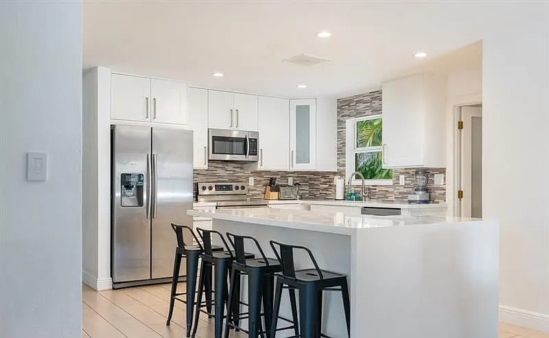 Kitchen - 2409 NE 22nd Ter