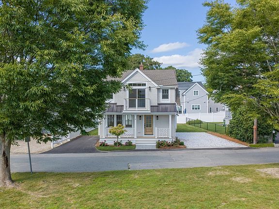 2nd image of 10 Vesper Avenue