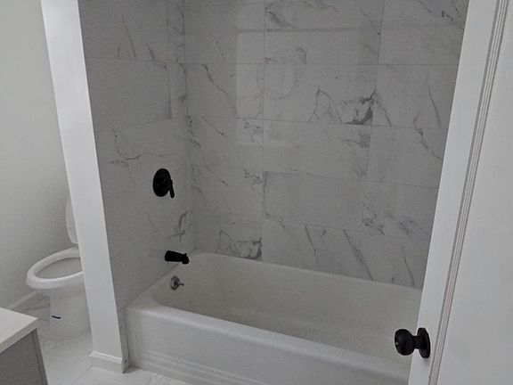 3rd image of 68 Stockman Pl Floor 2