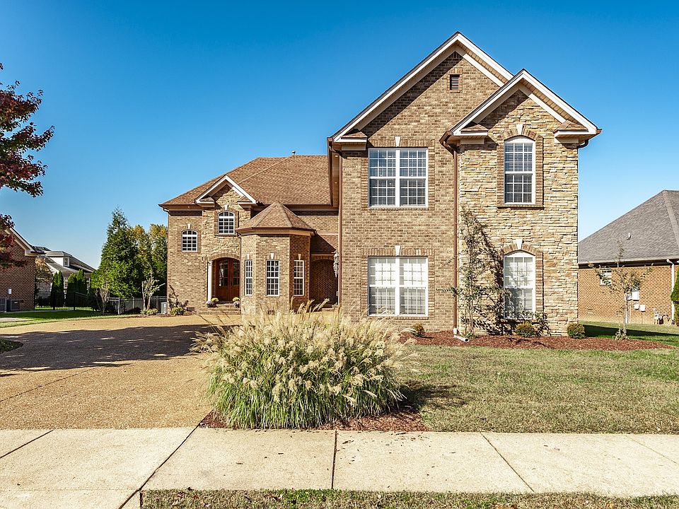 132 Thornwood Pl, Hendersonville, TN 37075 Zillow