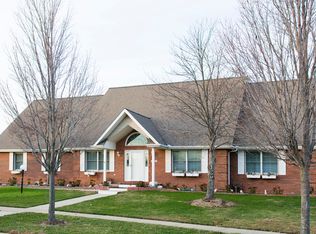 2802 Slayback St, Urbana, IL 61802