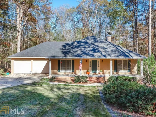 1301 Ferncreek Dr, Bogart, GA 30622