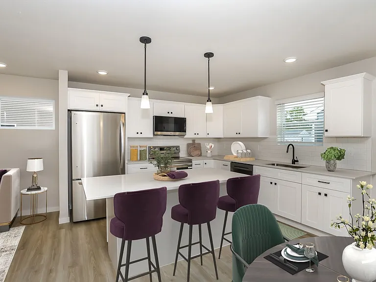 1835 Kingfisher Cir — Photo 34
