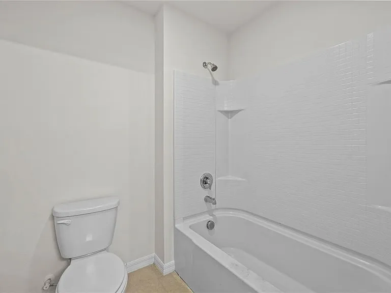 817 Sheen Cir — Photo 24