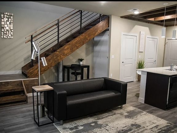 4th image of 13510 Indiana Ave #1703