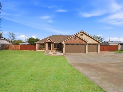 716 S Main St, Canute, OK, 73626