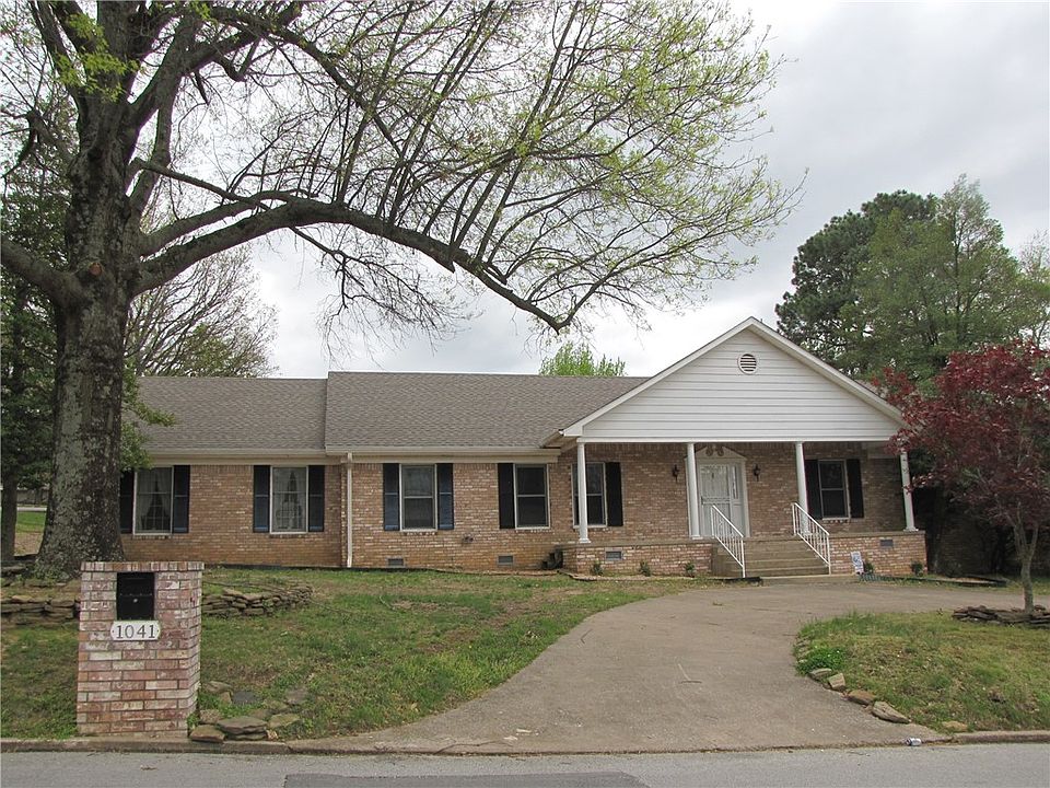 1st image of 1041 E Rockwood Trl