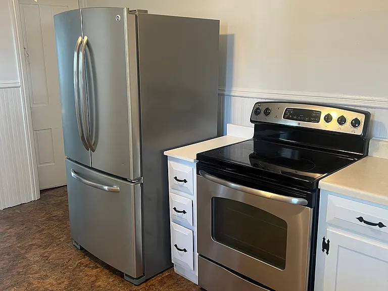 402 N Bedford St — Photo 10