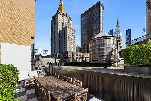 Sold by Town Residential | media 17