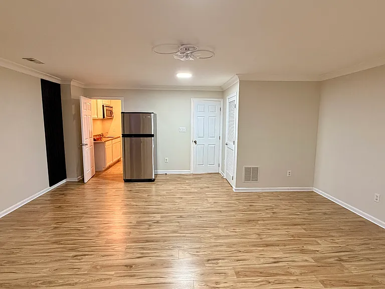 12799 Bombay Way — Photo 10