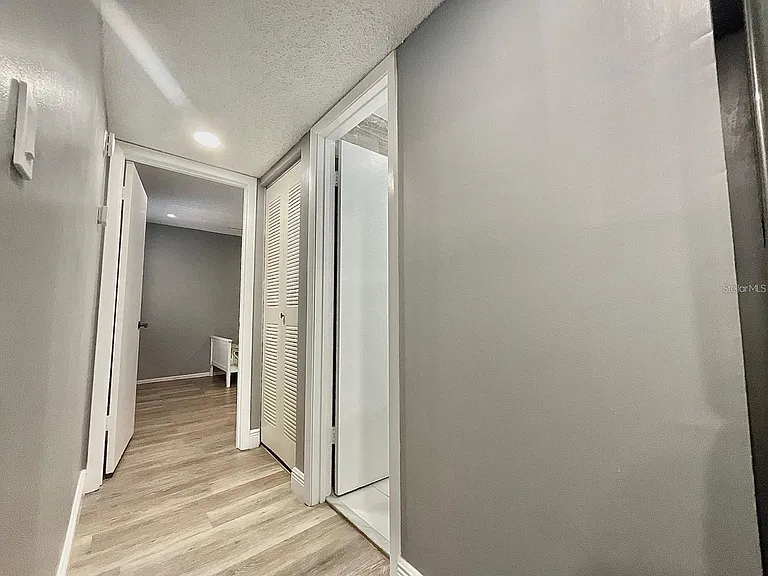 6062 Willowpointe Cir #203 — Photo 4