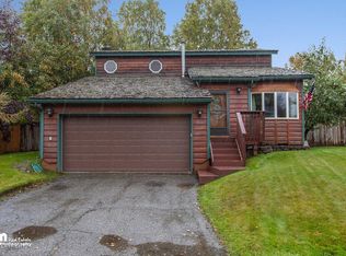 8050 Summerset Dr, Anchorage, AK 99518