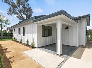 734 Center St, Costa Mesa, CA 92627