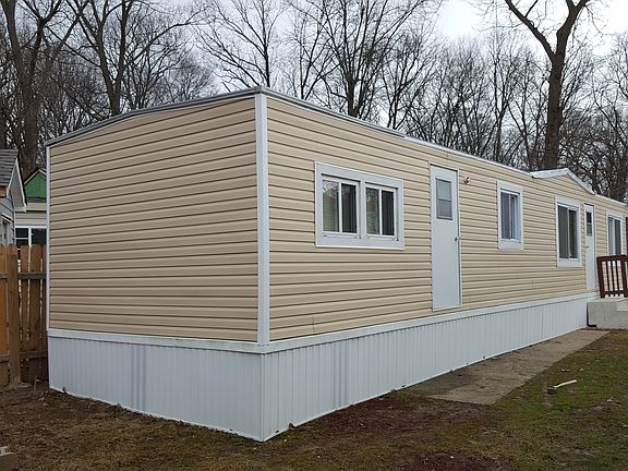 5th image of 2772 Gail Ave