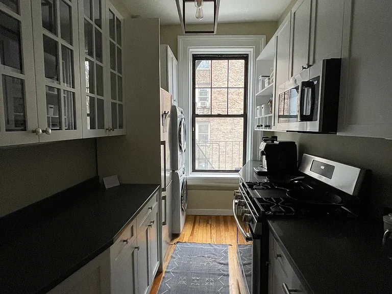 312 Bleecker St #2 — Photo 7