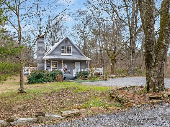 2nd image of 161 McCallie Ln