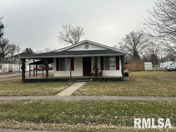 312 E Chester St, Pinckneyville, IL 62274