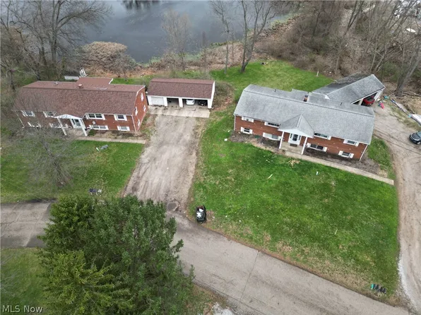 3577 N Vista St NW, Uniontown, OH 44685