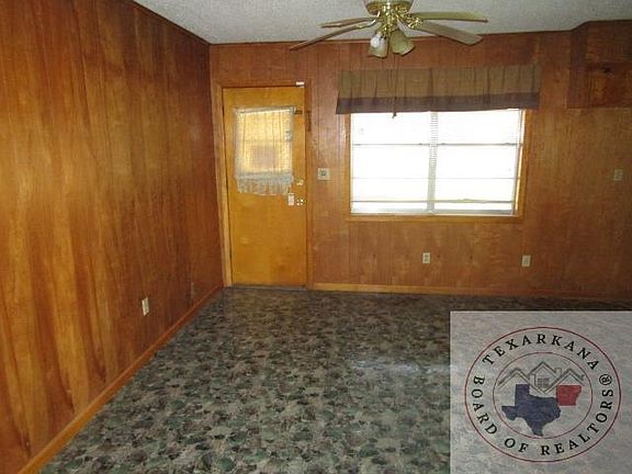 3rd image of 524 W Runnels St
