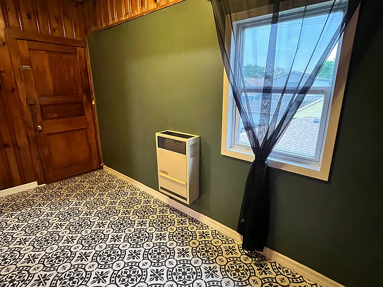 4128 W George St #2 — Photo 12