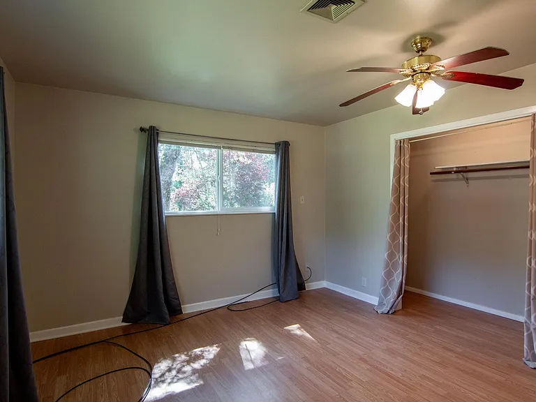 18623 Oasis Rd — Photo 22
