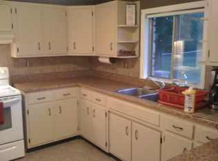 603 N Charles Ave, Saint James, MO 65559