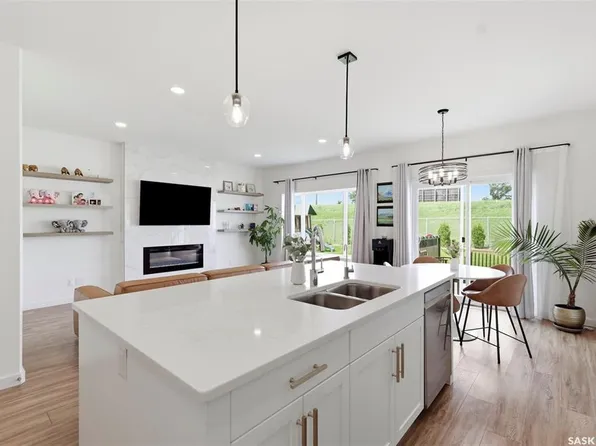 421 Germain MANOR, Saskatoon, SK S7V 0V1