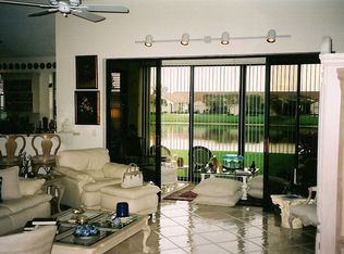 8292 Waterline Dr APT 104, Boynton Beach, FL 33472