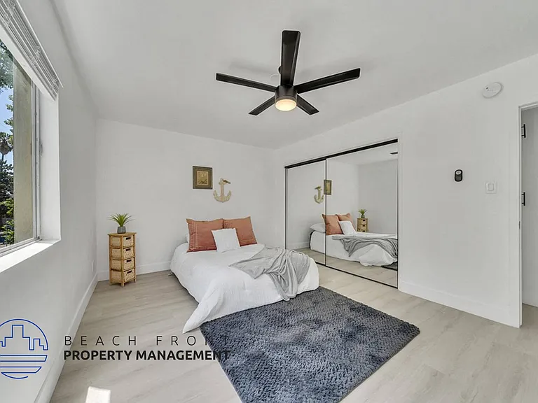 5311 Hermitage Ave. — Photo 24