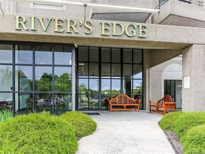 111 Dekoven Drive #402, Middletown, CT, 06457