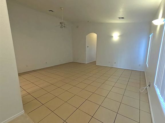 3rd image of 835 Baseline Rd