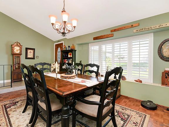 3rd image of 1653 Sombrero Way