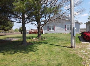 31728 Terry Park Rd, Palmyra, IL 62674